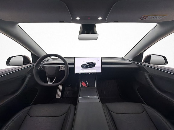 Tesla Model Y 15 of 30