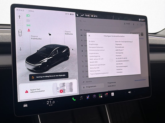 Tesla Model Y 25 of 30