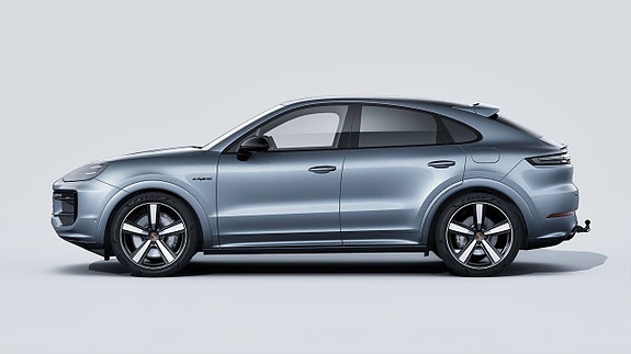 Porsche Cayenne 2 of 10