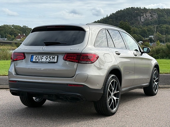 Mercedes-Benz GLC300 de 3 of 17