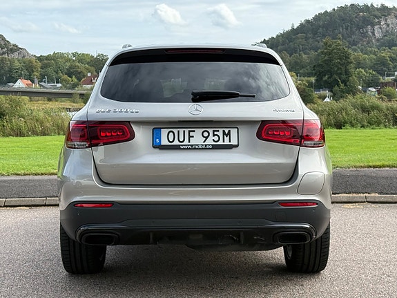 Mercedes-Benz GLC300 de 5 of 17