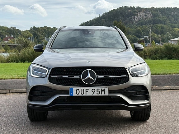 Mercedes-Benz GLC300 de 4 of 17