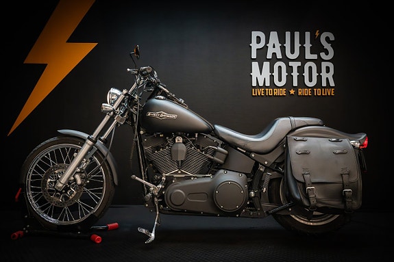 Harley-Davidson Night Train (FXSTB) 6 of 22