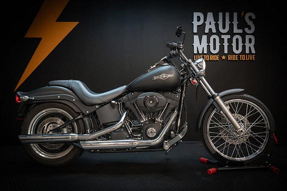 Harley-Davidson Night Train (FXSTB) 2 of 22