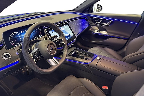 Mercedes-Benz E300 9 of 24