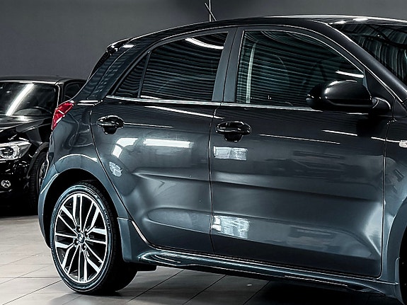 Kia Rio 4 of 18