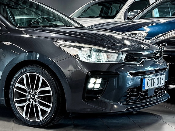 Kia Rio 3 of 18