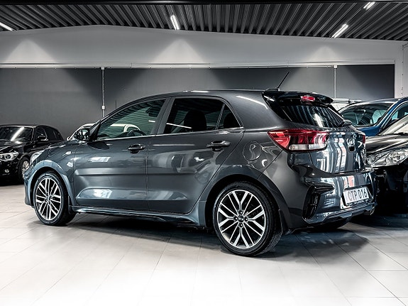 Kia Rio 5 of 18