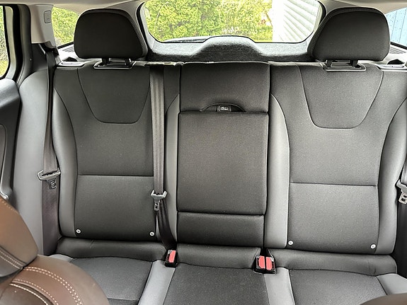 Volvo V60 9 of 20