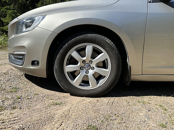 Volvo V60 20 of 20