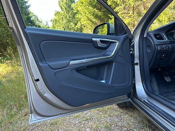 Volvo V60 16 of 20