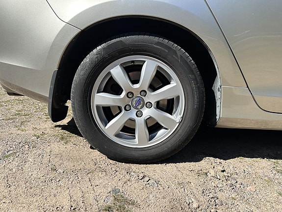 Volvo V60 18 of 20