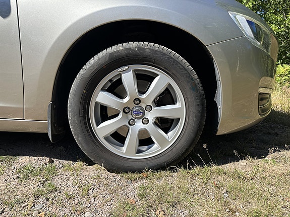Volvo V60 17 of 20