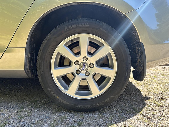 Volvo V60 19 of 20