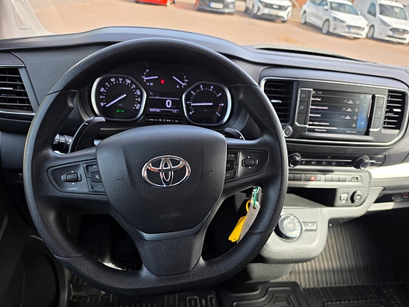 Toyota Proace Verso 19 of 20