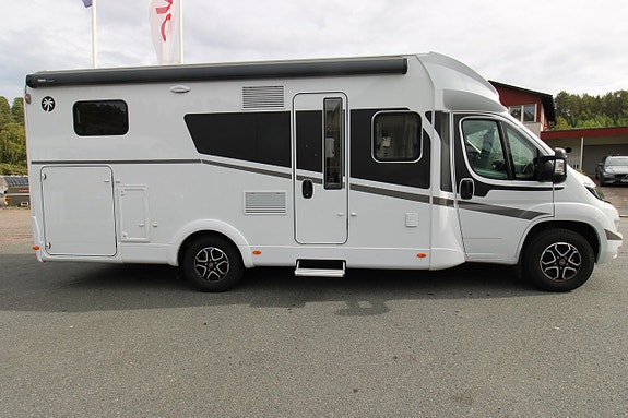 Sunlight T68C 2024 9 vxl automat Adventure edition Drag Tak AC 2 of 18
