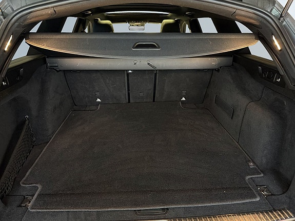 Mercedes-Benz E220 d 12 of 18