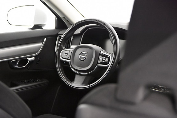 Volvo V90 16 of 21