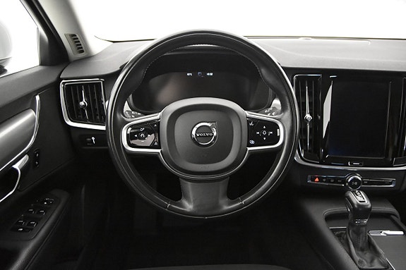 Volvo V90 12 of 21