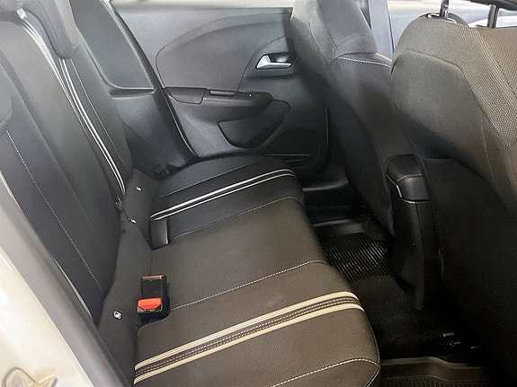 Opel Corsa 16 of 19