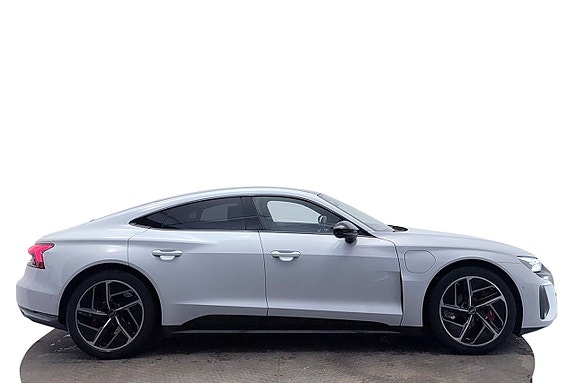 Audi e-tron GT 5 of 30