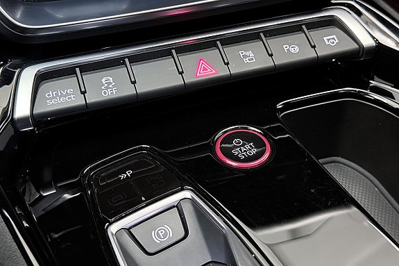 Audi e-tron GT 29 of 30