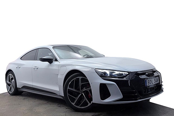 Audi e-tron GT 4 of 30