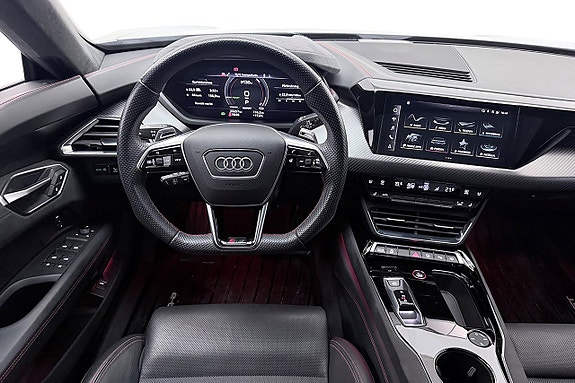 Audi e-tron GT 21 of 30