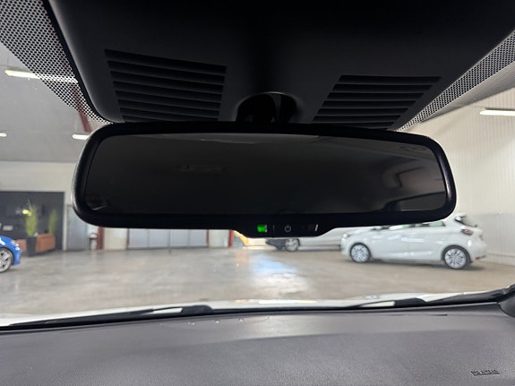 Nissan Leaf 22 of 25