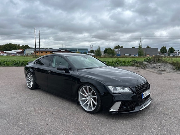 Audi A7 2 of 24
