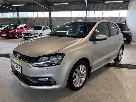 Volkswagen Polo 2 of 17