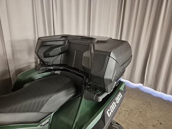 BRP Can-Am Outlander 570 XU+ Servo Drag 155 mil / 74 h Traktor B Momsad Packlåda 21 of 21