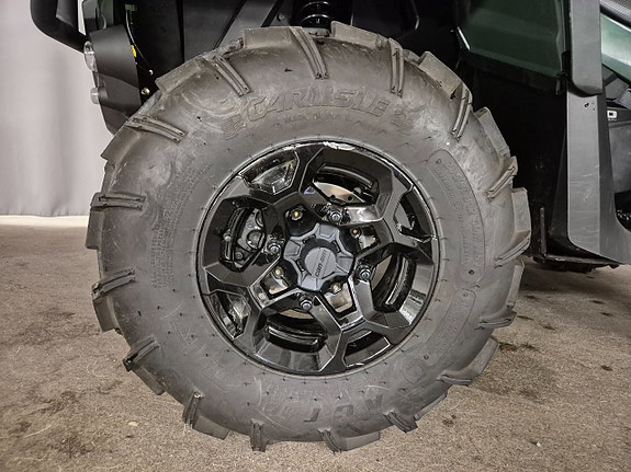 BRP Can-Am Outlander 570 XU+ Servo Drag 155 mil / 74 h Traktor B Momsad Packlåda 9 of 21