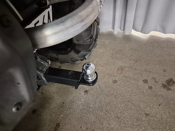 BRP Can-Am Outlander 570 XU+ Servo Drag 155 mil / 74 h Traktor B Momsad Packlåda 11 of 21