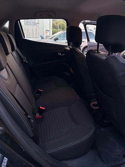 Renault Clio 7 of 11