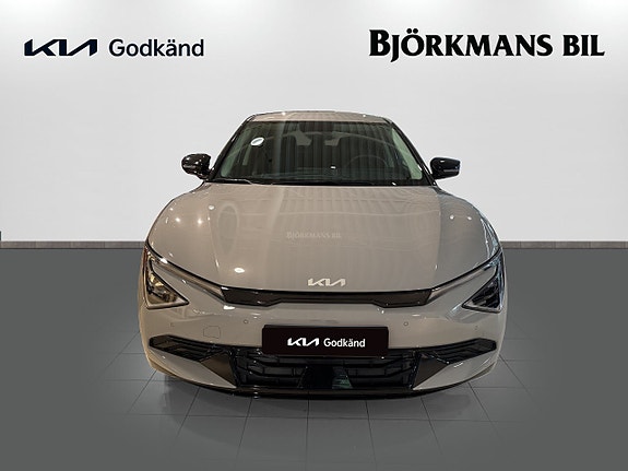 Kia EV6 2 of 20