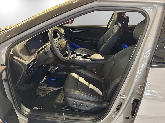 Kia EV6 8 of 20