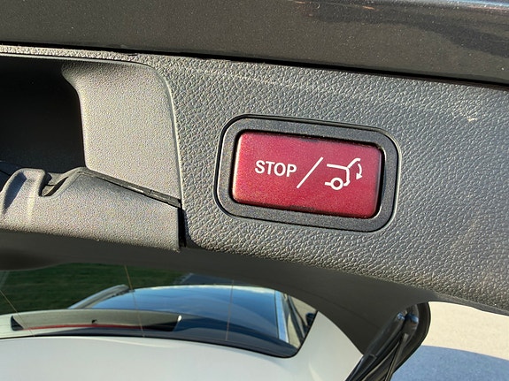 Mercedes-Benz C220 11 of 11