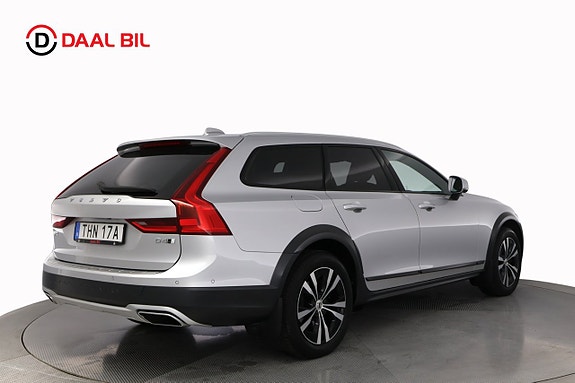 Volvo V90 Cross Country 6 of 30