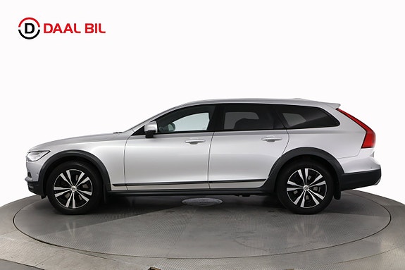 Volvo V90 Cross Country 9 of 30