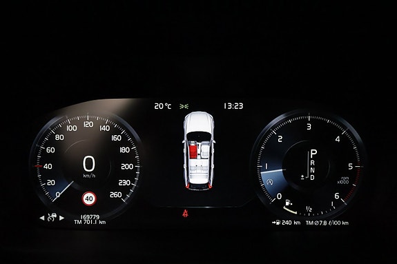 Volvo V90 Cross Country 16 of 30
