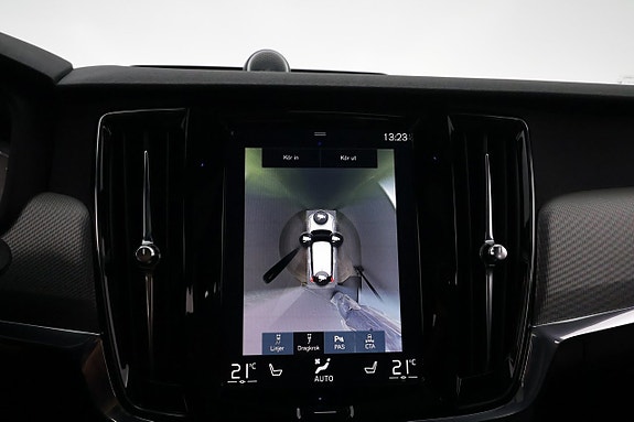 Volvo V90 Cross Country 19 of 30