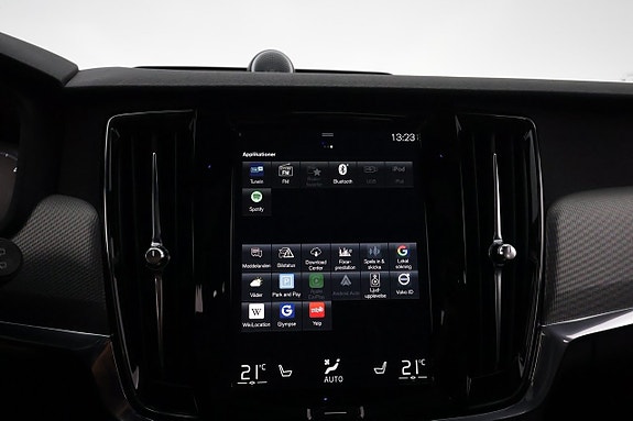 Volvo V90 Cross Country 21 of 30