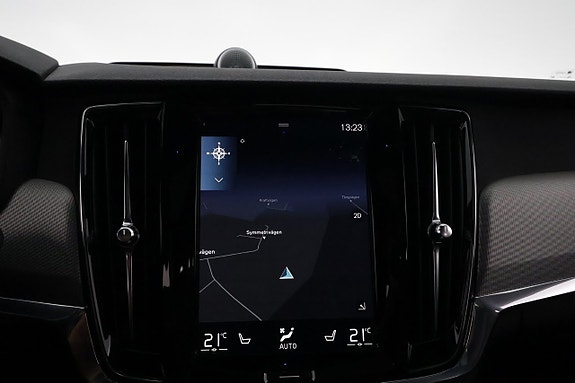 Volvo V90 Cross Country 20 of 30