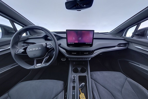 Skoda Enyaq 8 of 24