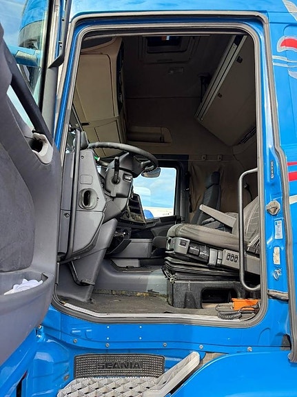 Scania R500LB6X2*4 Serie 6619 8 of 14