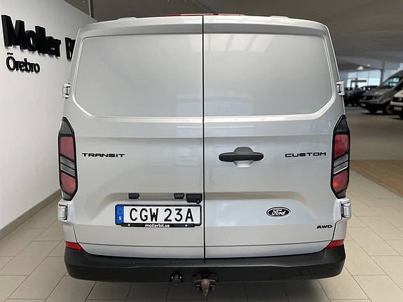 Ford Transit Connect 8 of 19
