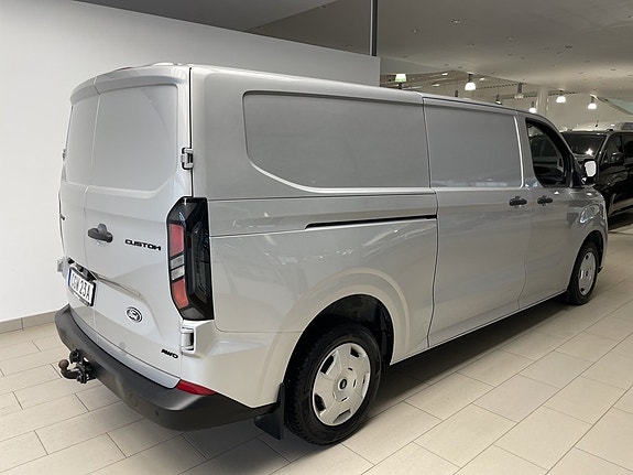 Ford Transit Connect 7 of 19