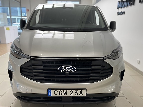 Ford Transit Connect 3 of 19