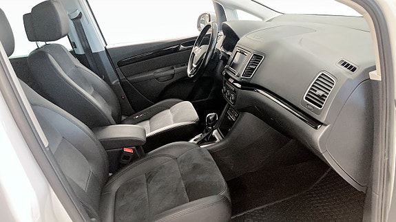 Volkswagen Sharan 3 of 16